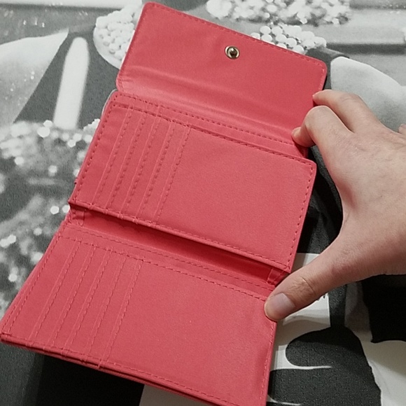 Last one! NWT! Amsterdam Raleigh Stripe Wallet - Picture 6 of 8